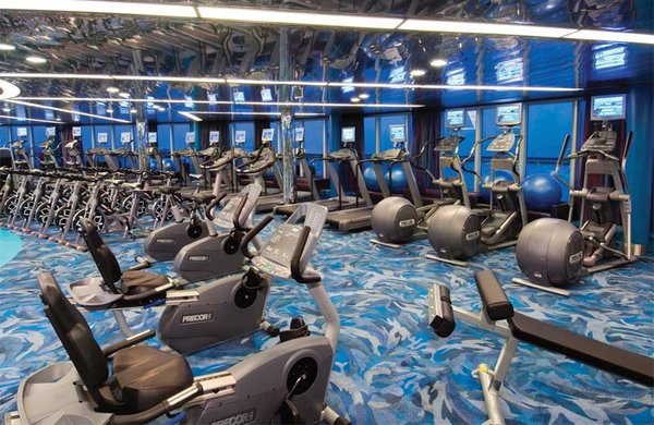 Betätigen Sie sich im bordeigenen Fitnesscenter