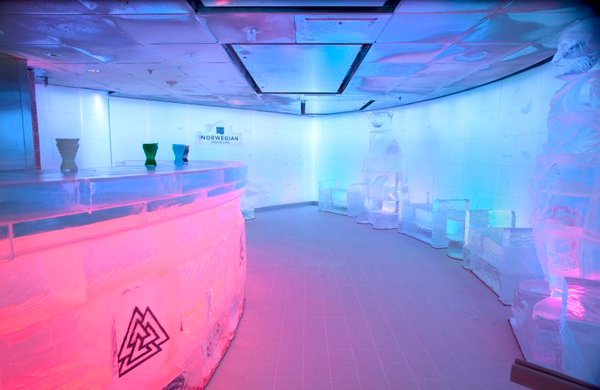 Ice Bar "Svedka"
