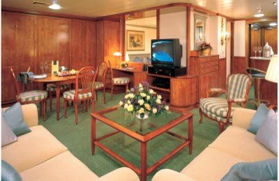 Norwegian Sun – Owner`s Suite