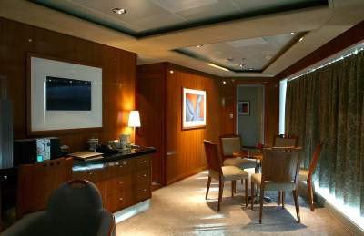 MS Midnatsol Suite