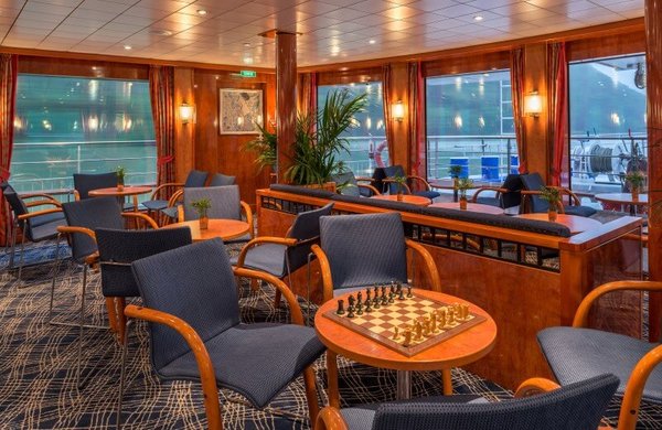 Der Panoramasalon bietet Möglichkeiten zum Spielen und Spaß haben