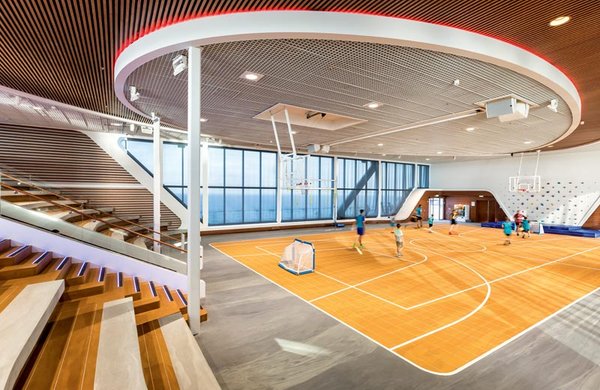 In der Arena finden Sport und Spaß statt