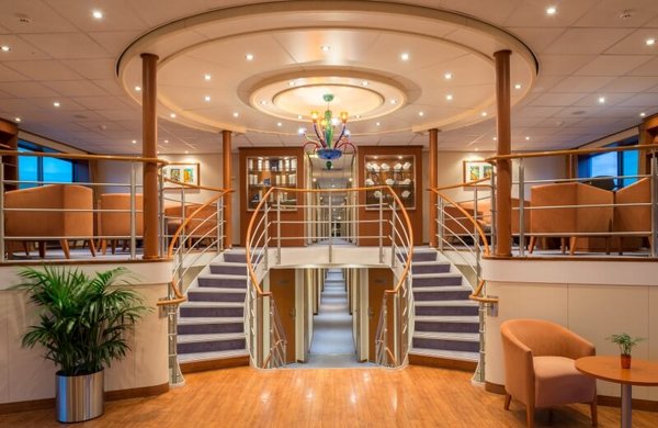 Lobby und Atrium
