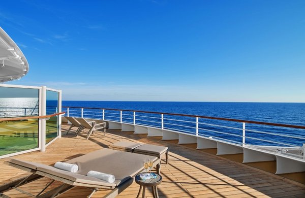 Signature Suite Veranda