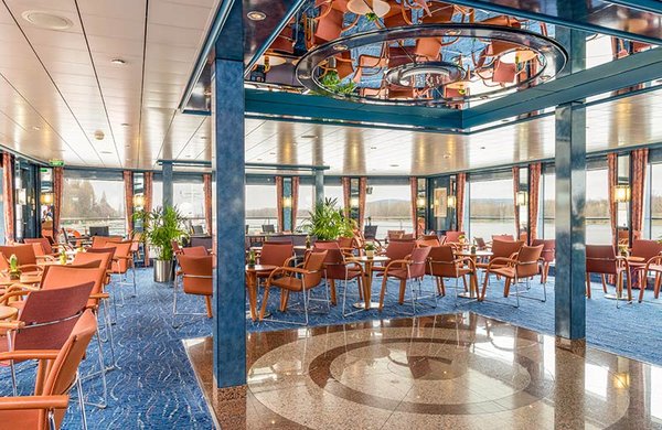 Im Panorama Salon werden verschiedene Themenabende veranstaltet