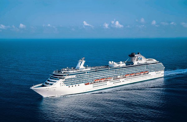 Die Coral Princess in der Aussenansicht