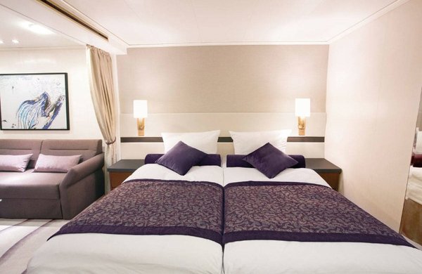 Panoramasuite Bett