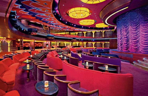 Entertainment wird vor allem in der Frans Hals Show Lounge geboten