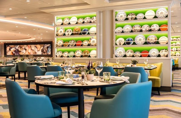 Das Atlantik Restaurant gliedert sich in das Mediterran und Klassik