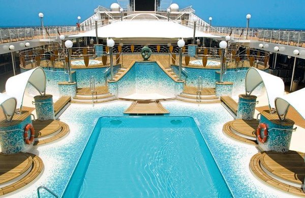 Poolbereich