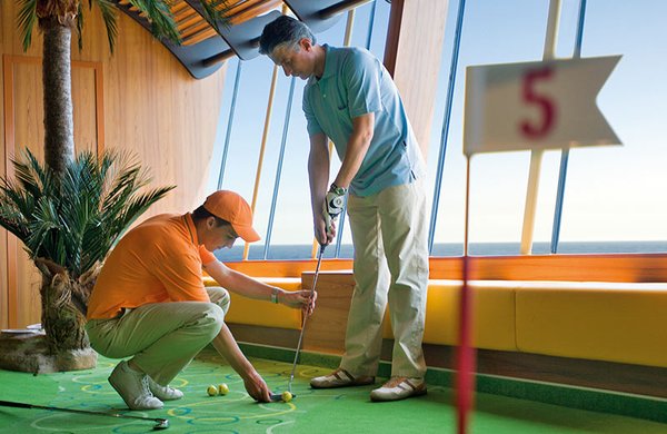 Entspannung auf dem Golfdeck