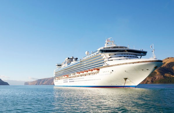 Diamond Princess – Die Diamond Princess in der Aussenansicht
