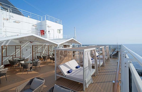 MSC-Seashore,-MSC-Yacht-Club-Sundeck-