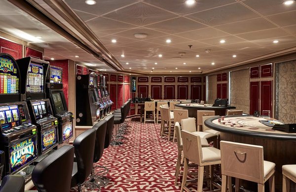 Versuchen Sie Ihr Glück im bordeigenen Casino