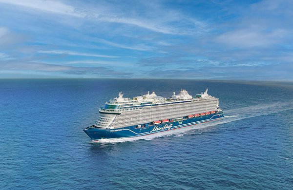 Mein Schiff Relax auf dem Meer