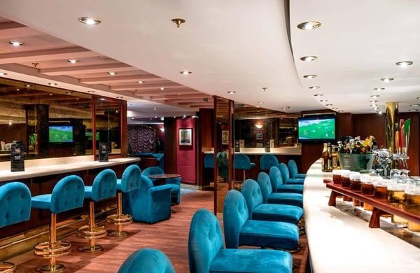 Nelson Pub