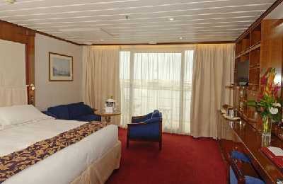 Paul Gaugin Veranda Suite