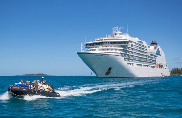 Seabourn Ovation – Bild des Schwesterschiffs - der Seabourn Encore