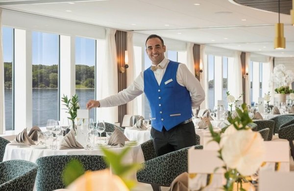 Amadeus Nova – Crew auf der Amadeus Nova