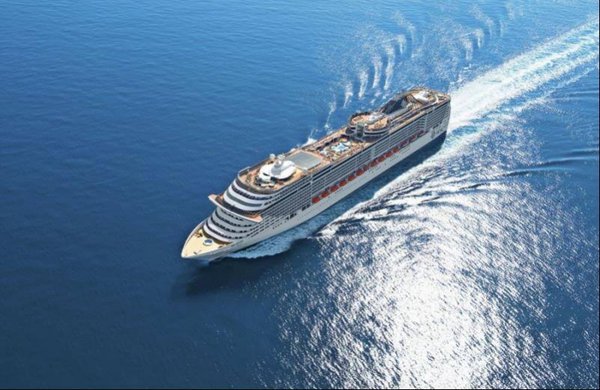 Die MSC Divina