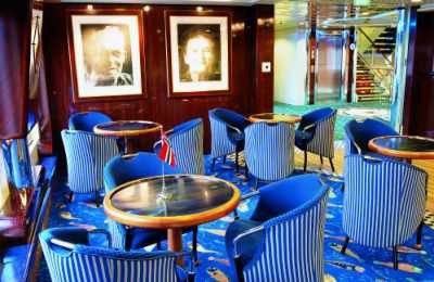 MS Polarlys Lounge