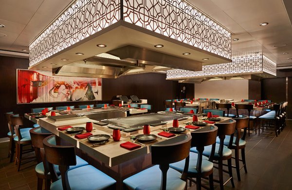 Genießen Sie japanische Spezialitäten im Teppanyaki Restaurant