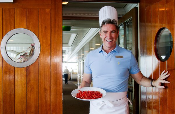 An Bord der Azamara Pursuit dürfen sich die Gäste auf exquisite Speisen freuen