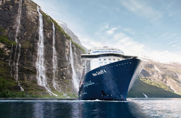 Nicht nur in den Fjorden Norwegens unterwegs - Mein Schiff 4