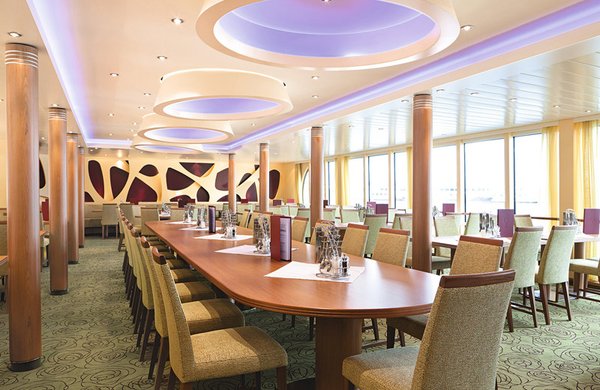 Genießen Sie die entspannte Atmosphäre im Restaurant
