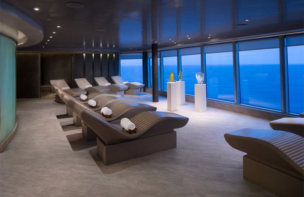 Lassen Sie sich im Green Spa and Salon mit einem Blick auf das Meer massieren